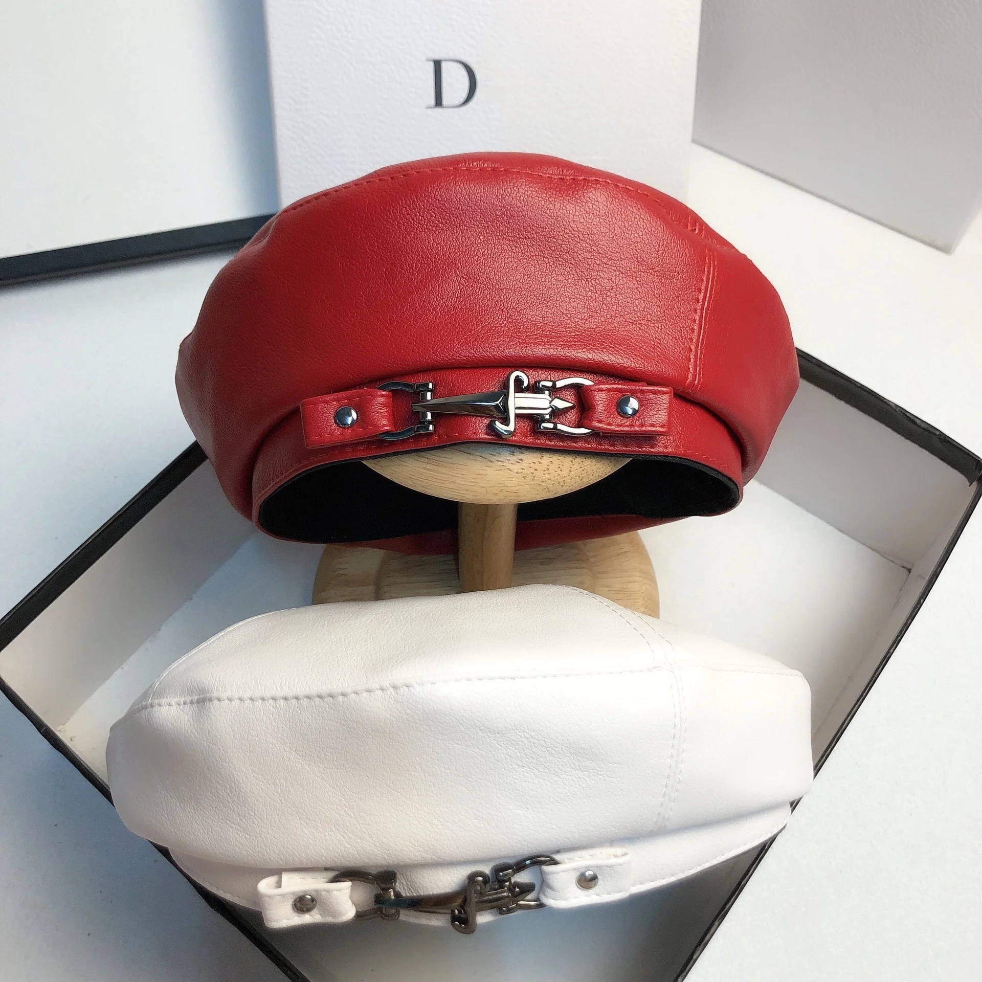 Béret en Cuir Femme | La Parisienne - Image 3