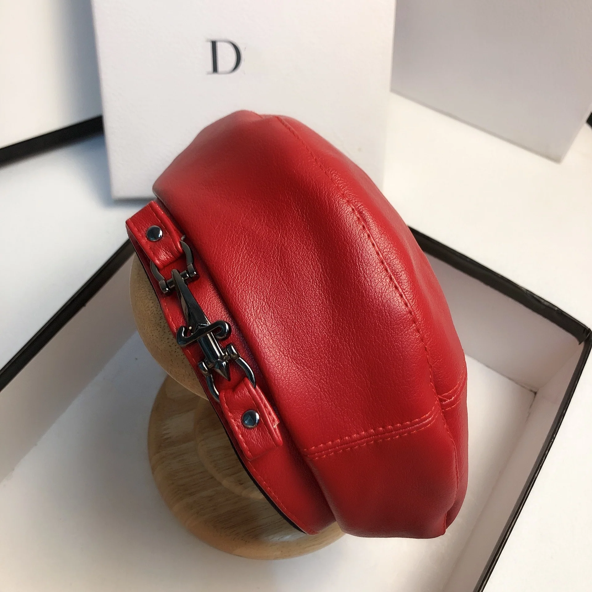 Béret en Cuir Femme | La Parisienne - Image 9